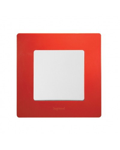 Рамка 1 пост Etika красный Legrand 672531 в Чебоксарах Аксессуары для кабель-канала Pintop.ru