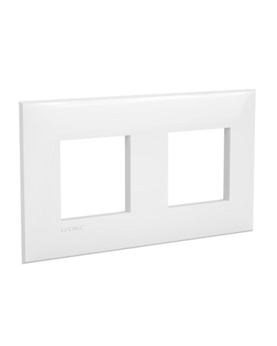 Рамка ARTLEBEDEV Белое облако Avanti, 4 мод. DKC 4400904 в Чебоксарах Аксессуары для стоек и шкафов Pintop.ru