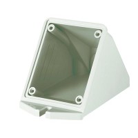 Коробка для настенного монтажа с наклоном розеток с фланцем 84*106 мм DKC DIS5700132