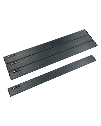 19 пластиковая фальш-панель 4U, разделяемая, быстросъемная, черная LANMASTER LAN-CB-FPP-4U в Чебоксарах Аксессуары для стоек и шкафов Pintop.ru