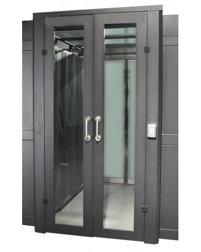 Дверь коридора развижная механические 1200 мм для шкафов LANMASTER DCS 42U, стекло, без замка LANMASTER LAN-DC-SDRM-42Ux12 в Чебоксарах Аксессуары для стоек и шкафов Pintop.ru