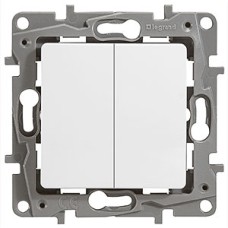 Выключатель двухклавишный 10 AX 250 В белый Etika Legrand 672202