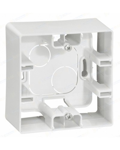 Коробка для накладного монтажа 1 пост (белая) Legrand 672510 в Чебоксарах Аксессуары для кабель-канала Pintop.ru