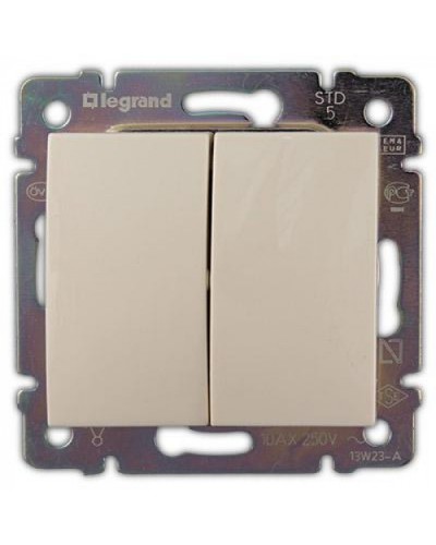 Переключатель на два направления двухклавишный Valena 10 AX 250 В слоновая кость Legrand 774308 в Чебоксарах Аксессуары для кабель-канала Pintop.ru