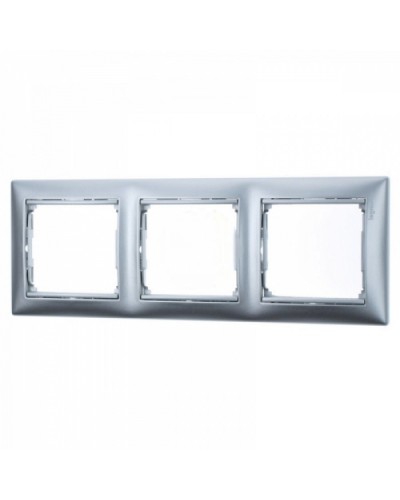 Рамка 3п Valena Legrand 770153 в Чебоксарах Аксессуары для кабель-канала Pintop.ru